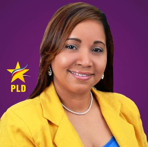 Joven abogada, mercadóloga y dirigente del PLD lanza aspiraciones a concejal municipal