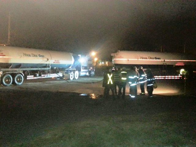 Camión tanquero con escape de gas propano mantuvo en vilo a población de Puerto Plata