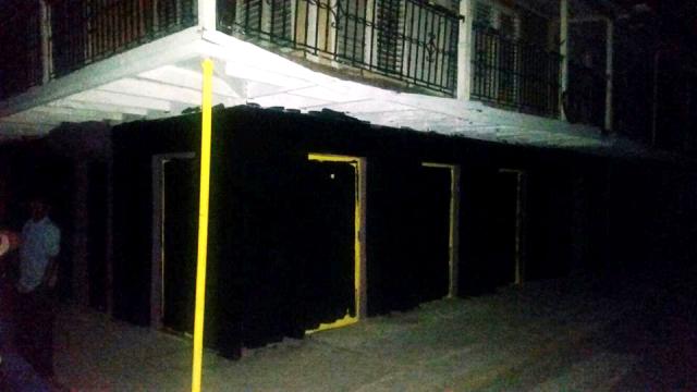 Peledeístas disgustados por imposición de candidatura en Villa Isabela pinta de negro local de ese partido