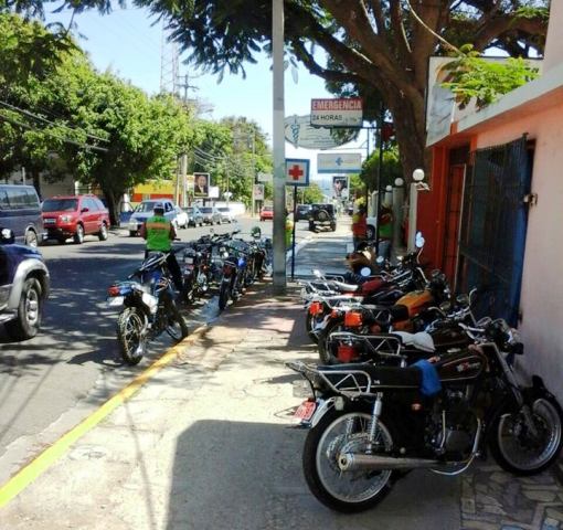 Continúa la arrabalización de espacios públicos en Puerto Plata, autoridades no dicen ni hacen nada