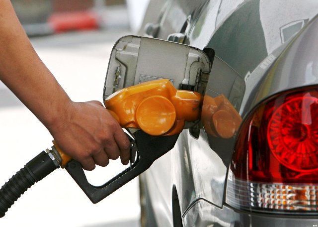 ¡Qué Bueno! Gasolinas bajan RD$2.10; demás combustibles se mantendrán invariables