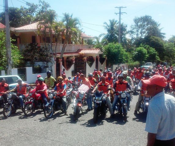 Motoconchistas de Puerto Plata se movilizan en contra de ordenanza municipal sobre tránsito