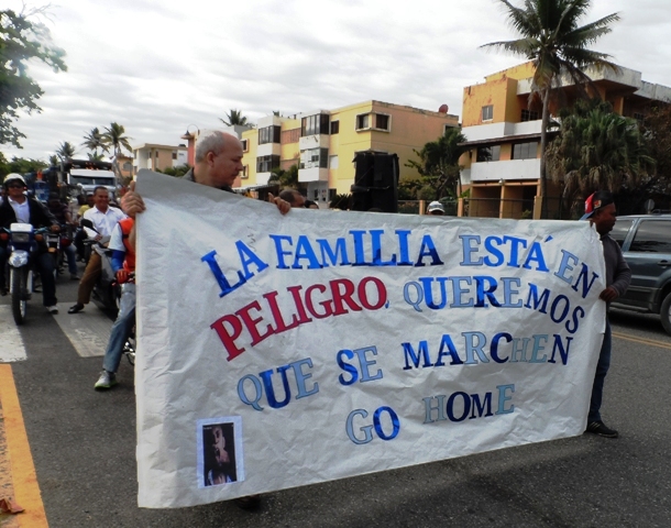 Instituciones de Puerto Plata realizaron marcha en favor de la familia y el respeto a los valores morales