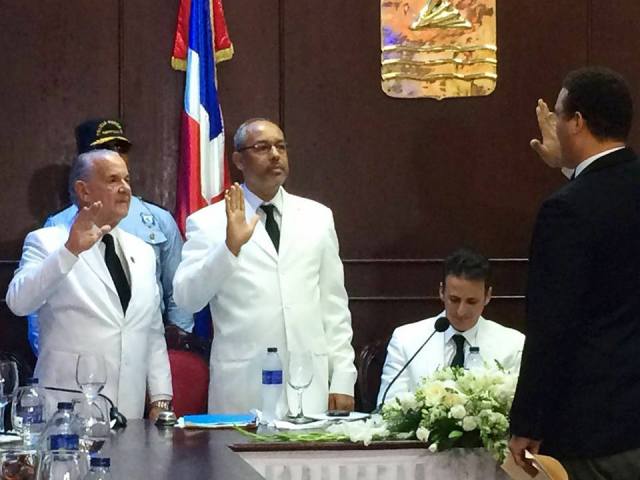 Cabildos de Puerto Plata e Imbert juramentan nuevas autoridades edilicias