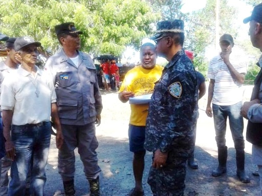 Director Policía Nacional en Puerto Plata realiza recorrido por parte oeste de la provincia