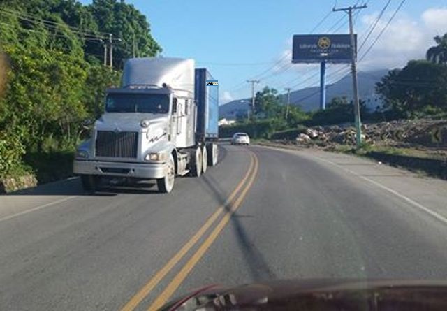 Autoridades prohíben circulación de vehículos pesados en asueto de Navidad y Año Nuevo