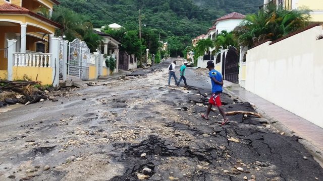 Navidades llegan a Puerto Plata con las calles llenas de hoyos y grietas en casi todos los sectores