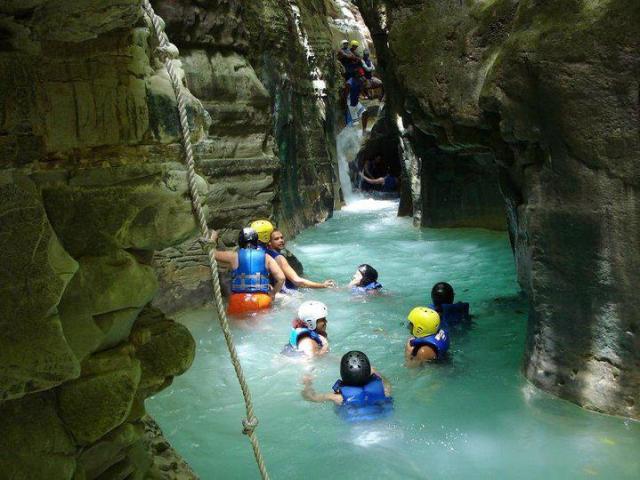 Monumento Natural Saltos de la Damajagua de Puerto Plata cerró el año 2015 con record de visitantes