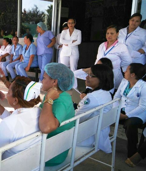 Enfermeras se unieron al paro de labores realizado por los médicos en todos los hospitales de Puerto Plata