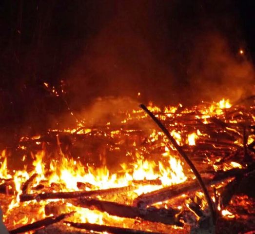 ¡Trágica! Muere carbonizado niño de 13 años luego de incendiarse su vivienda en La Isabela Histórica