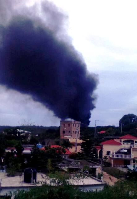 Incendio en el vertedero de Sosúa genera densa humareda que afectó aeropuerto y autopistas de Puerto Plata