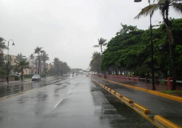 Semana inicia con aguaceros y tormentas eléctricas en Puerto Plata y otras regiones del país por efectos de vaguadas