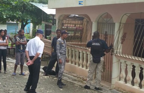 ¡Trágica! Se suicida de un tiro en la cabeza raso policial en Imbert, nacional italiano se encuentra desaparecido