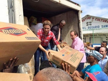Ex candidata vicepresidencial aboga por unión de todos para ayuda personas afectadas por lluvias e inundaciones en Puerto Plata