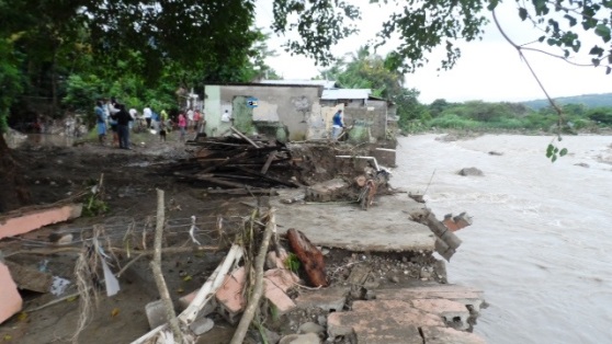 Ríos desbordados arrasaron cientos de viviendas en municipios que forman la provincia de Puerto Plata