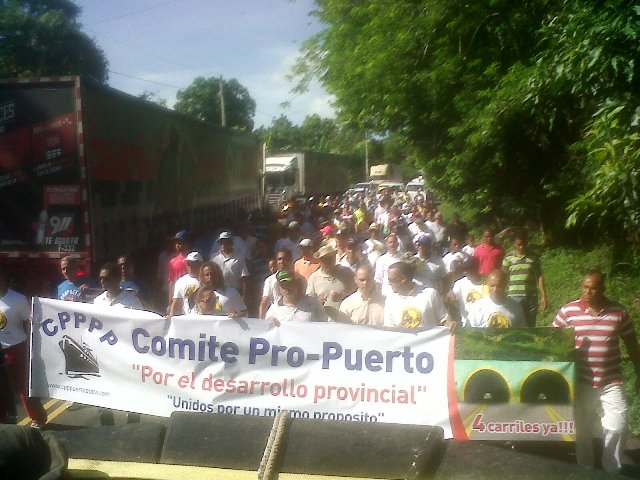 Postergan marcha-caravana para exigir al gobierno construcción carretera a 4 carriles Puerto Plata-Navarrete