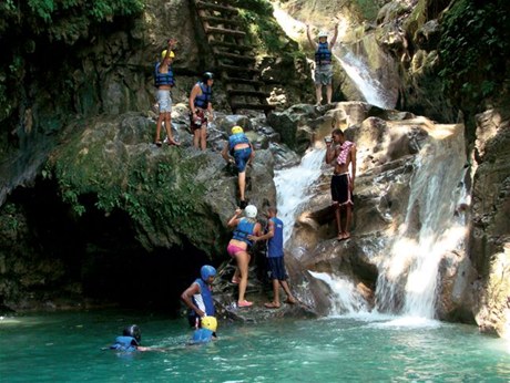 Destacan que los 27 charcos de Damajagua contribuyen al desarrollo de Puerto Plata