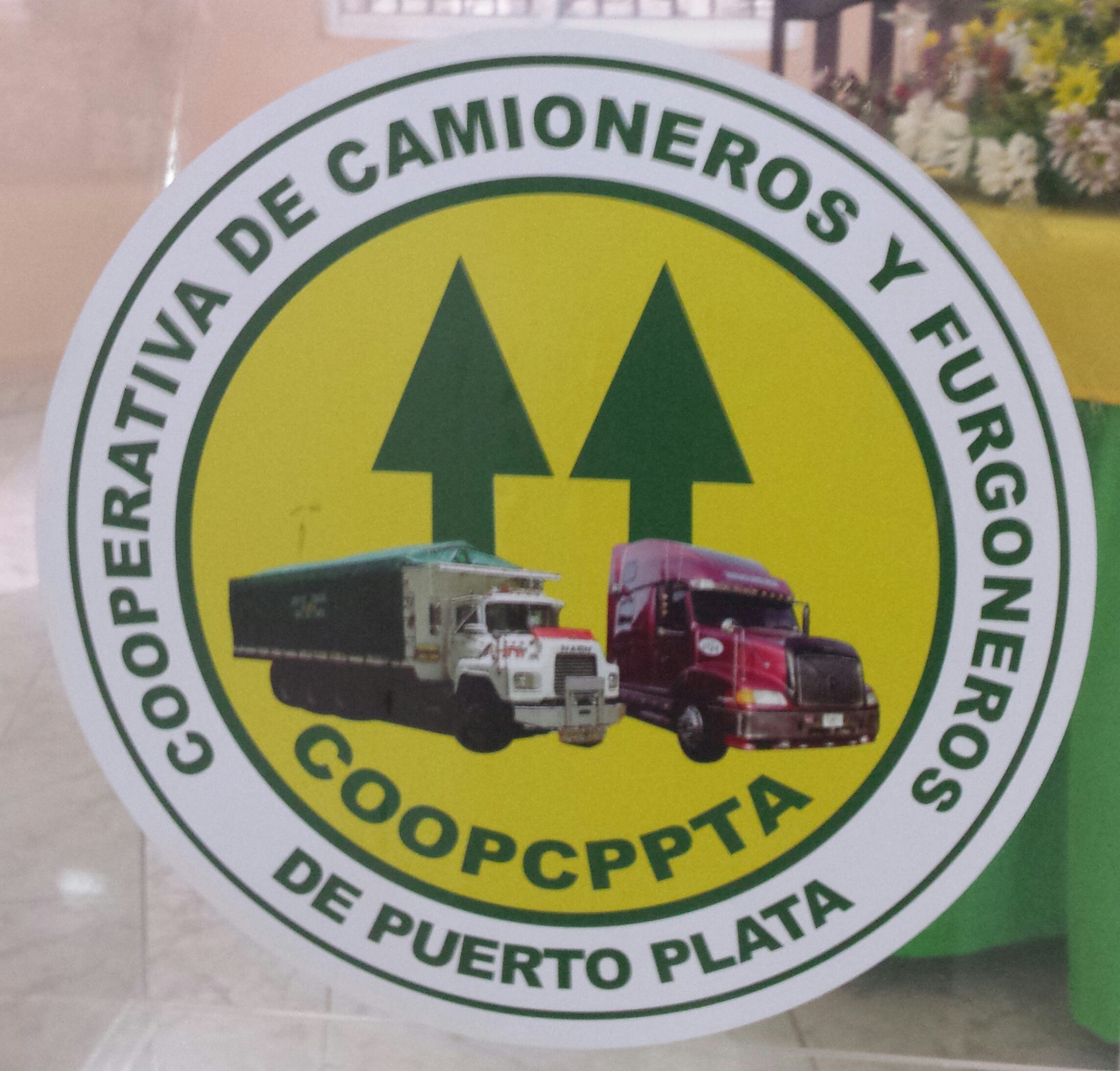 Juramentan Cooperativa De Servicios Múltiples Del Sindicato De Camioneros Y Furgoneros De Puerto 