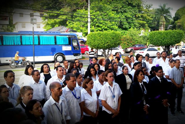 Jueces y empleados judiciales de Puerto Plata se manifiestan exigiendo mayor presupuesto para el Poder Judicial
