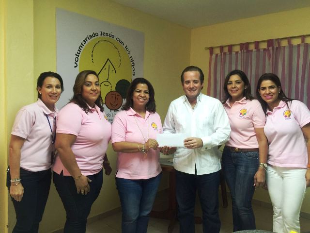 Senador de Puerto Plata José Paliza donó aumento salarial al Voluntariado Jesús con los Niños