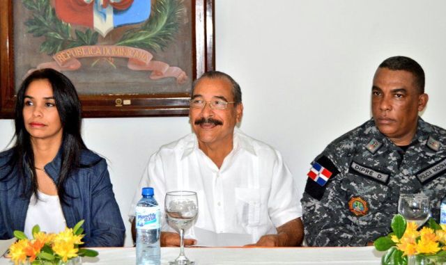 Directora del INTRANT media en conflicto entre compañías de taxis en Puerto Plata, crea mesa trabajo