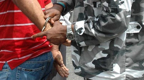 Apresan ex policía era buscado por cometer atraco, detienen uno por chantajear menor de edad en Puerto Plata