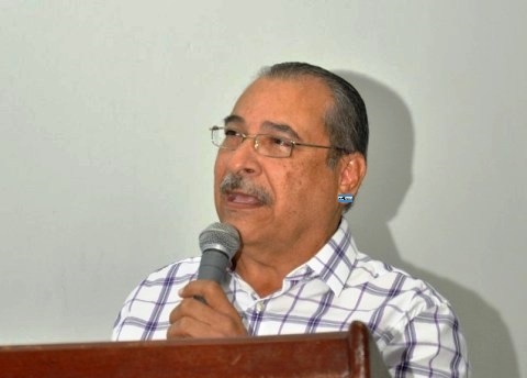 Gobernador de Puerto Plata asegura que gestionará ante el presidente Medina reconstrucción carretera de Punta Rusia