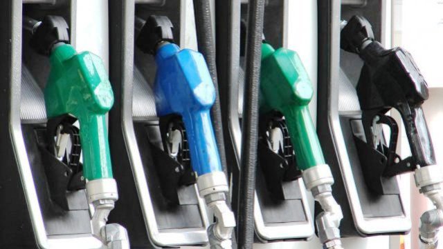 Los combustibles siguen subiendo sin piedad, gobierno dispone otra vez aumentos en precios de carburantes
