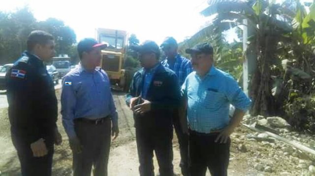 Funcionario de Obras Públicas vuelve a anunciar inicio trabajos de reconstrucción vías dañadas por lluvias en Puerto Plata
