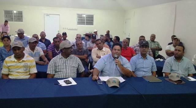 Ganaderos de Puerto Plata piden al gobierno reparación caminos vecinales que están intransitables luego de las lluvias