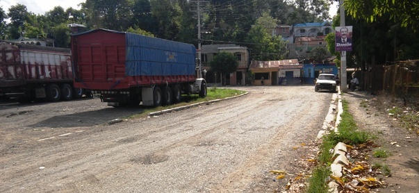 Abandono total por parte de autoridades casi convierten en “fantasma” a un pueblo en Imbert