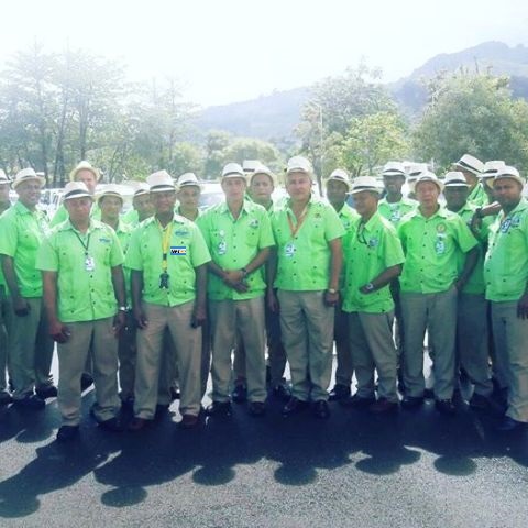 Taxistas turísticos de Puerto Plata protestan de forma pacífica exigiendo eliminación vertedero municipal