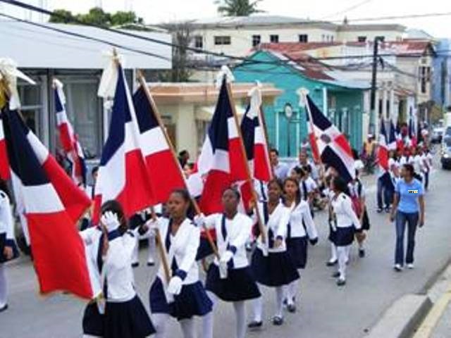 Puertoplateños conmemoran el bicentenario natalicio del patricio Francisco del Rosario Sánchez