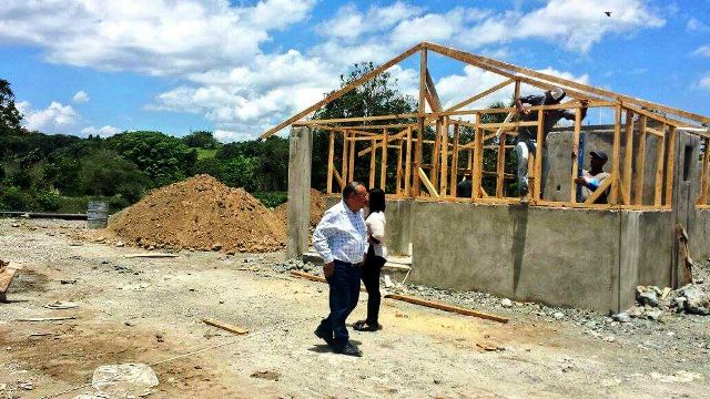 Gobierno a través del INVI y la gobernación de Puerto Plata construye proyectos de viviendas en Imbert   