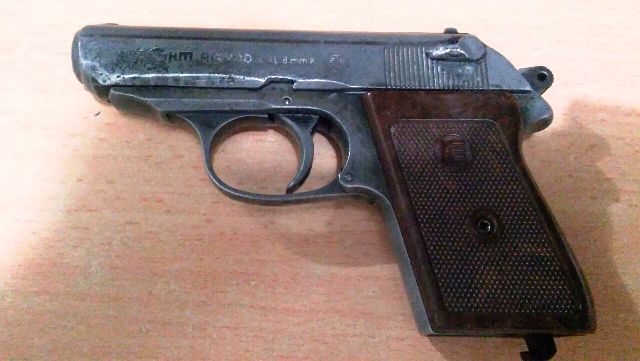 Apresan en Cabarete a un joven tras ocuparle arma  de fuego ilegal, dejan carro abandonado en Los Callejones
