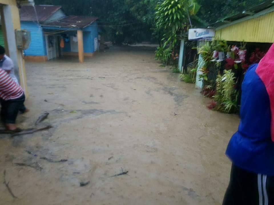 Lluvias causaron inundaciones de viviendas y calles en Puerto Plata y Guananico