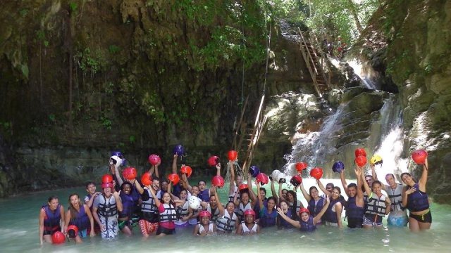 Vuelven a destacar incremento de visitantes y turistas extranjeros al monumento natural Saltos de La Damajagua