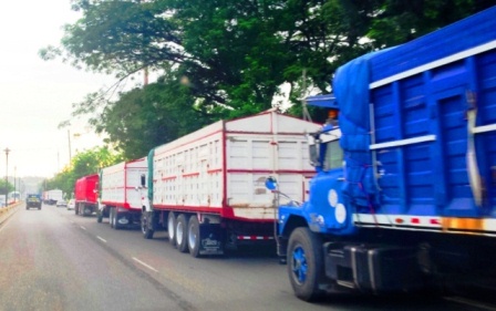 Camioneros de Puerto Plata continuaron con sus labores cotidianas a pesar de convocatoria a paro nacional del transporte de carga