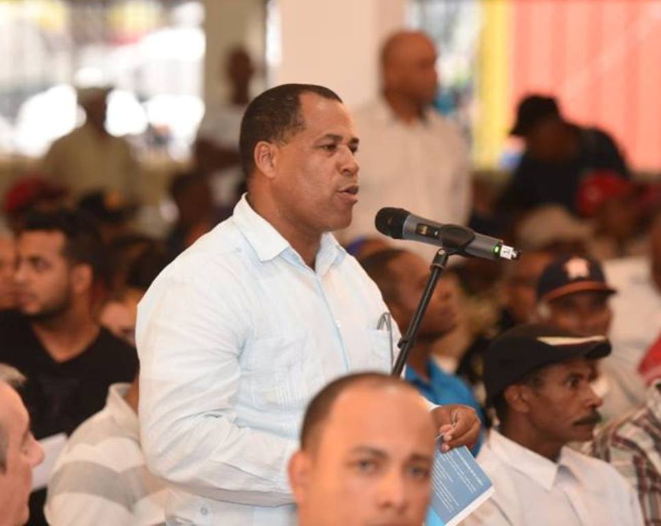 Transportistas anuncian paro de actividades lunes y martes exigiendo terminación carretera Puerto Plata-Navarrete