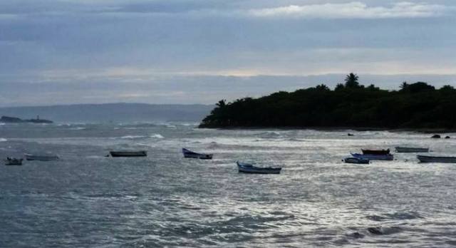 Meteorología advierte que seguirán los aguaceros con tronadas  en varios puntos del país por efecto de una vaguada