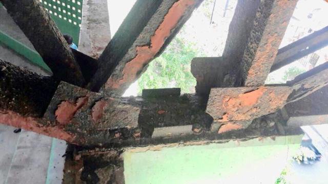 Reiteran advertencias de que techo pabellón de baloncesto en Puerto Plata está a punto de colapsar y causar una desgracia