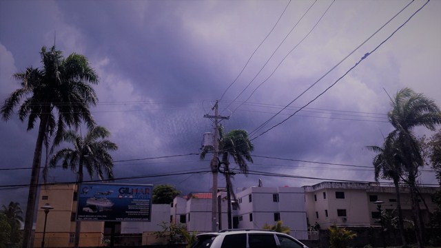 Vaguada sobre el país estará produciendo aguaceros, tronadas y aisladas ráfagas de viento