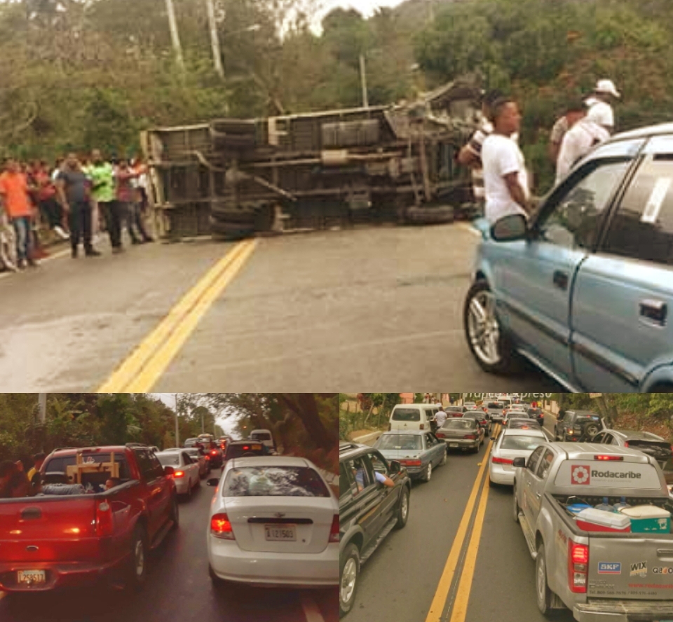 Volcadura de camión tras colisionar con automóvil causó tedioso taponamiento vehicular en carretera Puerto Plata-Navarrete