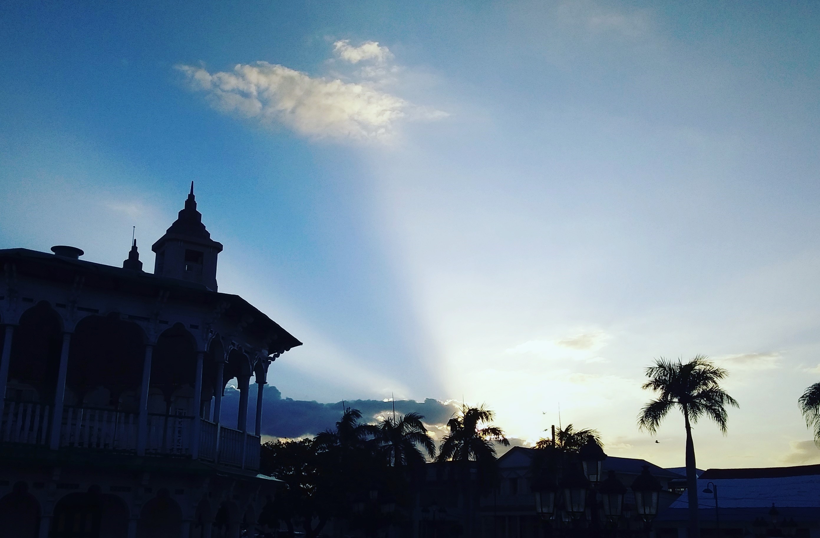 Situación climática sobre Puerto Plata y casi todo el país estará con nubes dispersas, escasas lluvias y temperaturas ligeramente calurosas