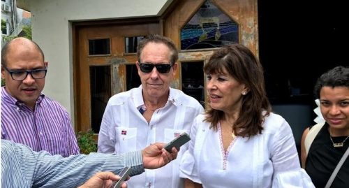 Diplomática estadounidense revela en Puerto Plata que funcionarios dominicanos pidieron a EU supervisar venideras elecciones