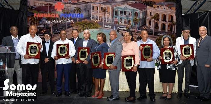 Reconocen a 8 médicos y un artista plástico por los aportes realizados en favor de Puerto Plata
