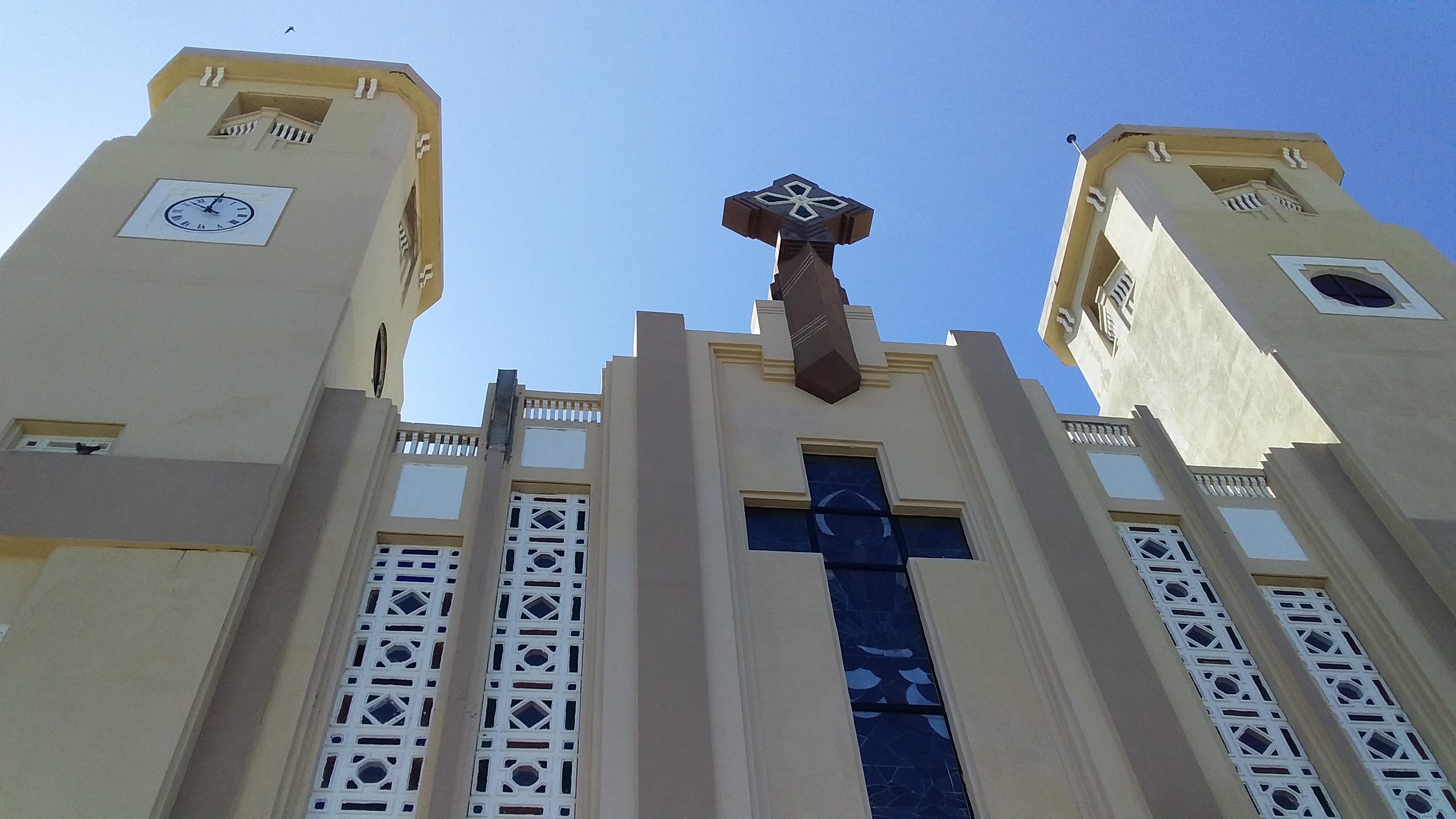 Obispado de Puerto Plata condena procesión del supuesto peregrino, asegura aglomeración de personas puede propagar el COVID-19