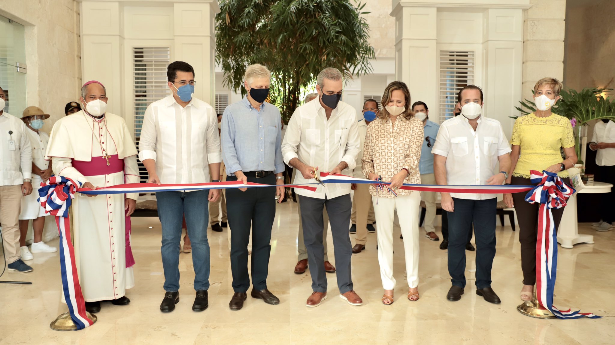 Abinader asegura se implementará un plan entre el Gobierno y el sector privado para desarrollar turismo en Puerto Plata