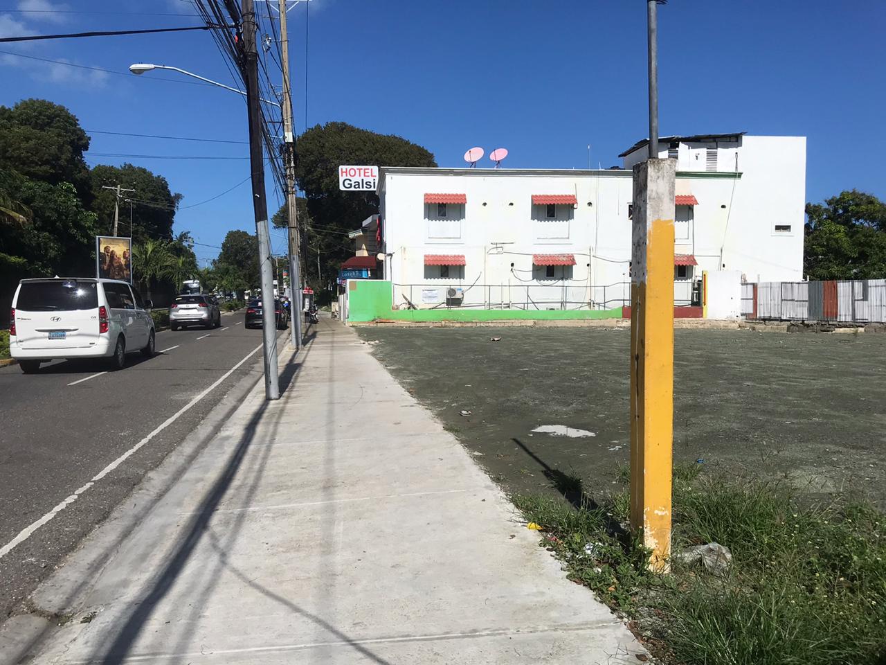 Se vende solar en la avenida Luis Ginebra, Puerto Plata, RD.