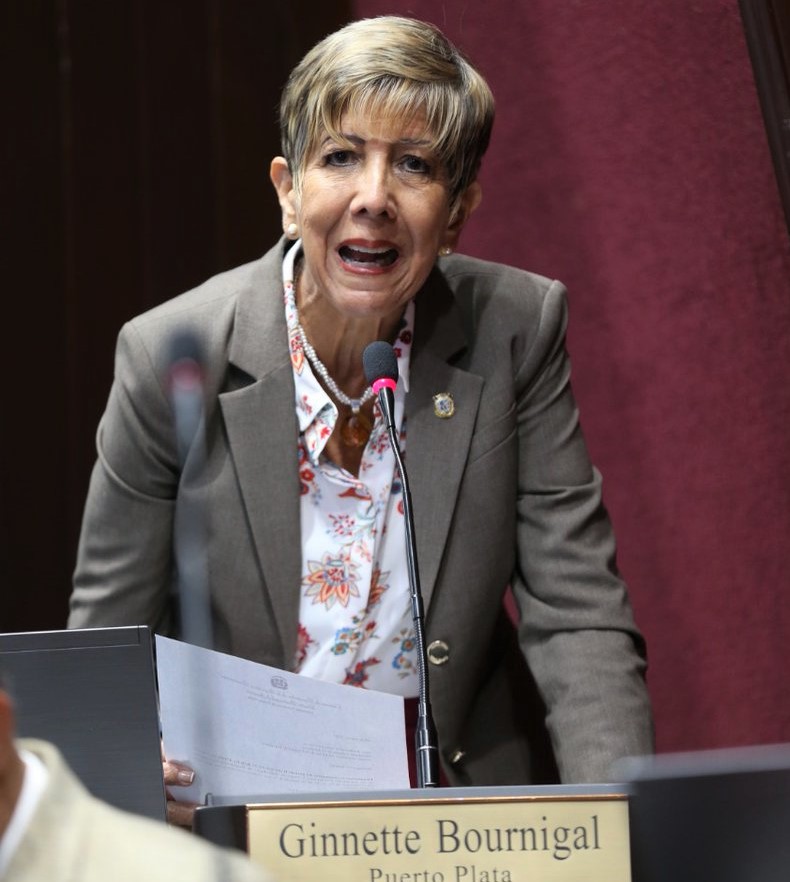 Diputada puertoplateña pide a Danilo Medina y a la JCE ser garantes de la estabilidad del país en venideras elecciones